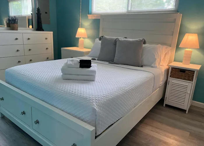 Family Getaway W-pool Park & Near Beaches *