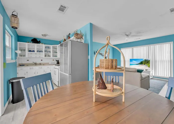 Family Getaway W-pool Park & Near Beaches *