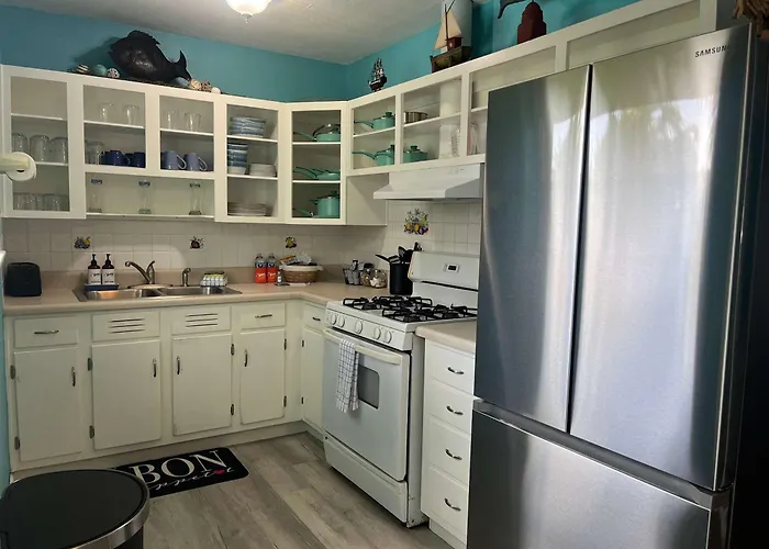Family Getaway W-pool Park & Near Beaches *